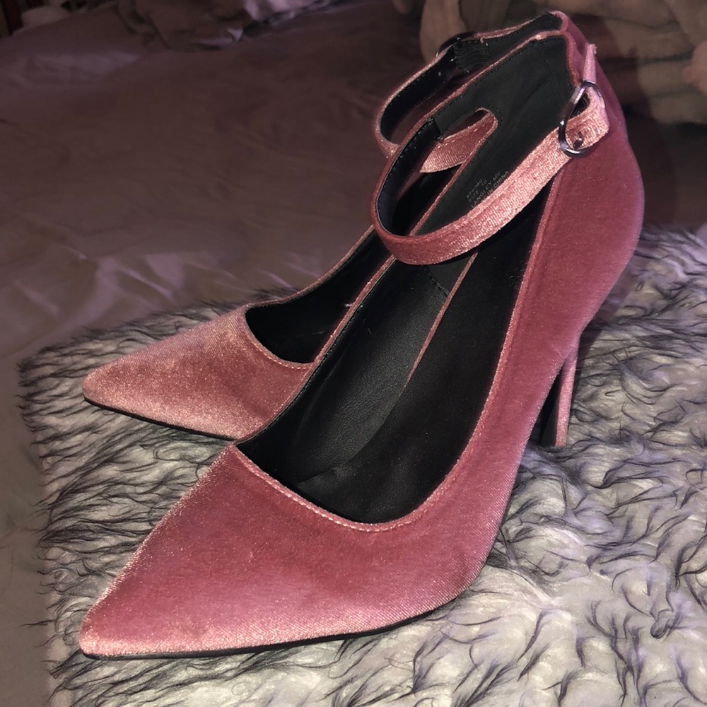 Charlotte Russe Heel